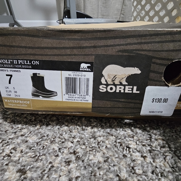 Sorel Winter Boots - Picture 5 of 5